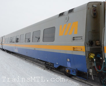 Passenger car VIA 3357 right side / Wagon de passager VIA 3357 coté droit